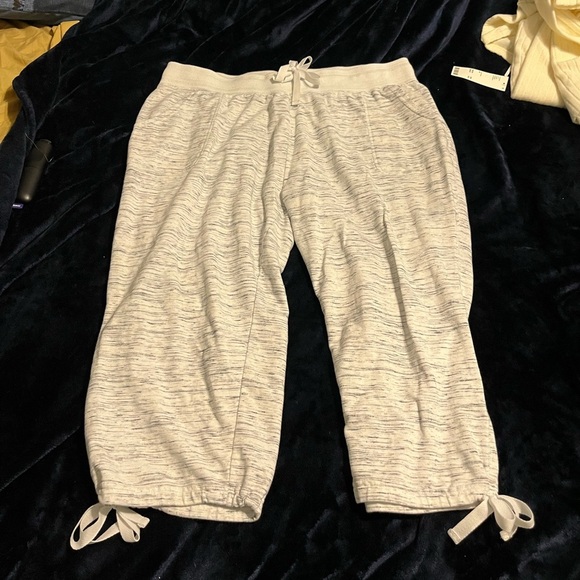 Bobbie Brooks lounge pants - Picture 1 of 2
